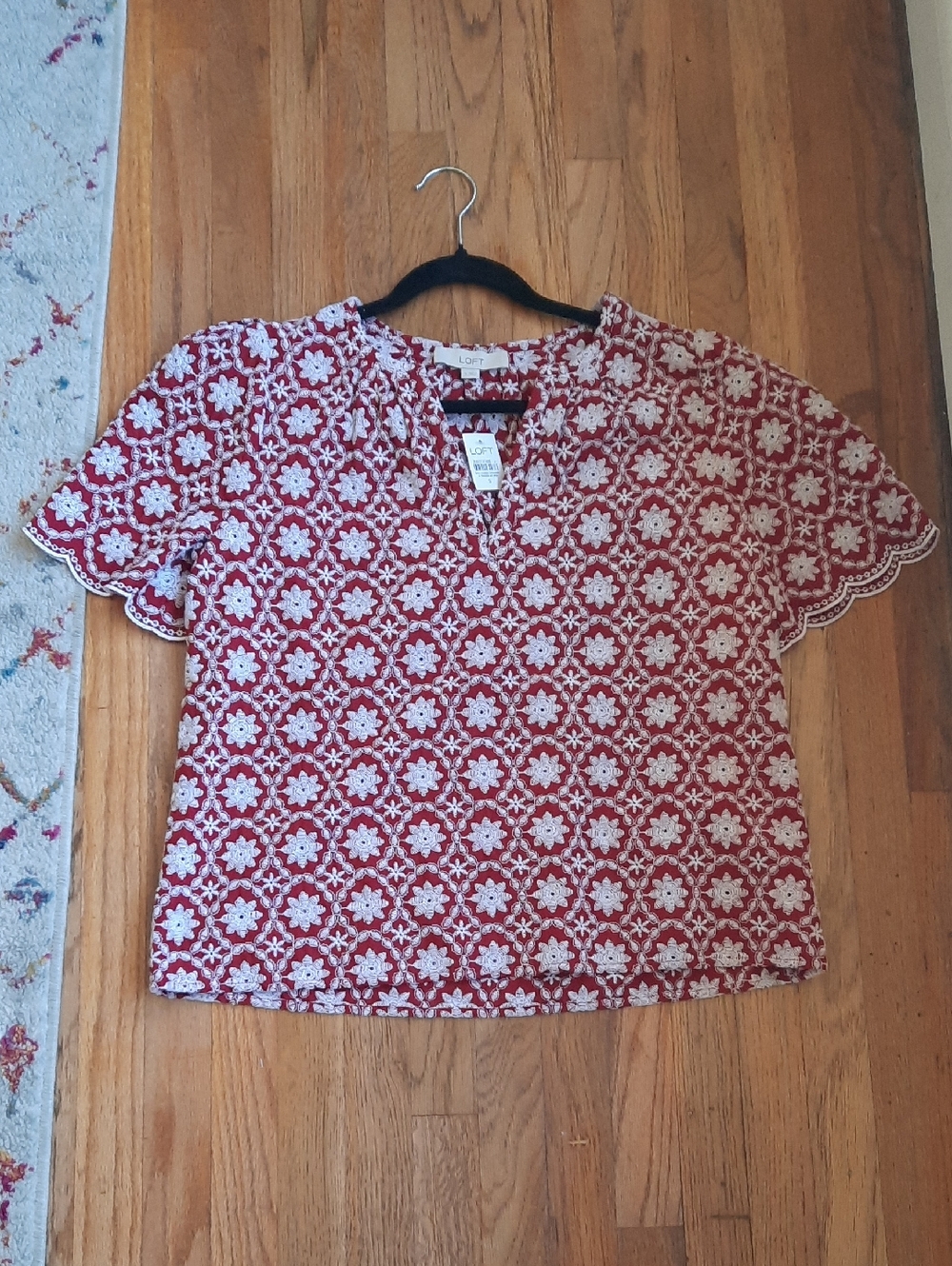 NWT Loft Red Embrodiered Floral Short Sleeve Top Small